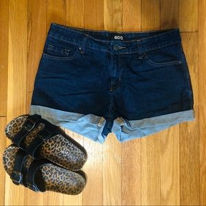 BDG Alexa Mid-Rise 5-Pocket Shortie Size 29